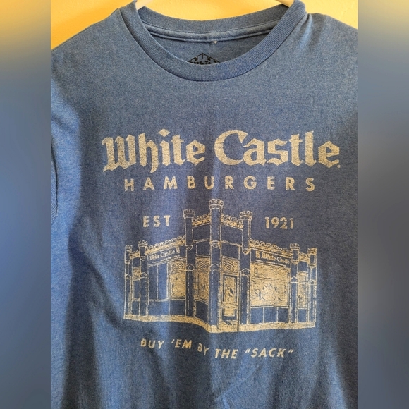 2 for $25‼️ NWOT White Castle Hamburgers Harold & Kumar Graphic Tee Unisex Small - Picture 2 of 3